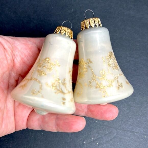 Two West Germany Christmas Bell Shaped Glass Ornaments Victorian Roses - Picture 4 of 11